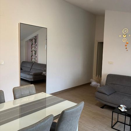 Apartman Sunny Vacay Kastela Luaran gambar