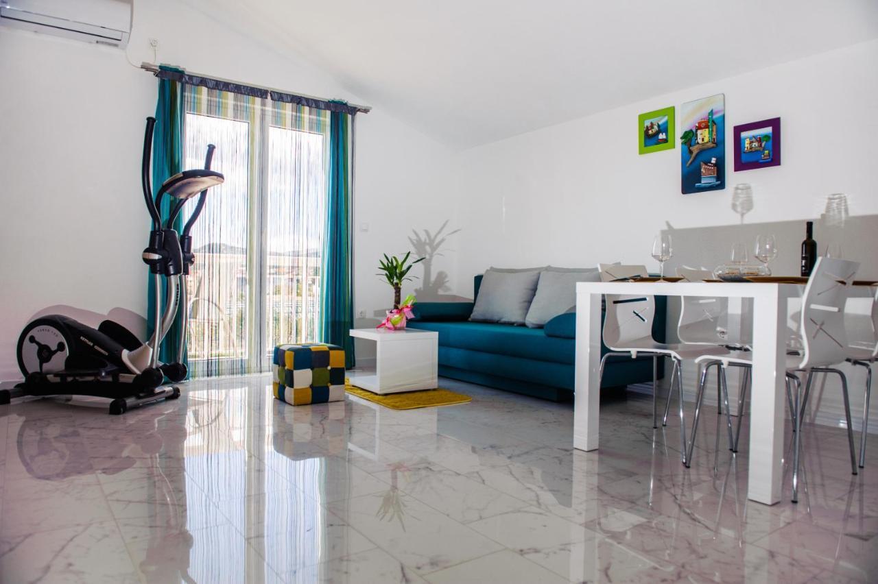 Apartman Sunny Vacay Kastela Luaran gambar