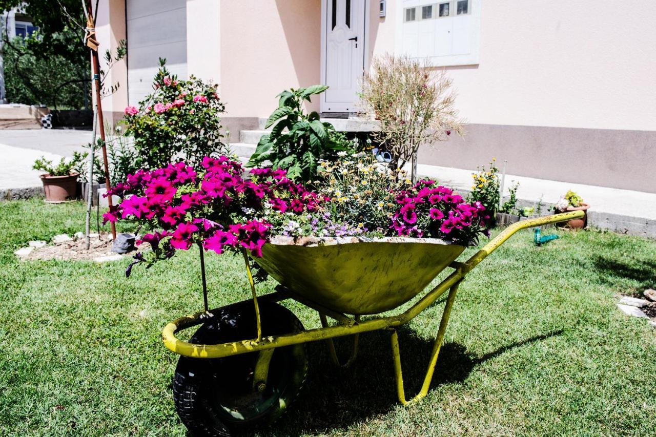 Apartman Sunny Vacay Kastela Luaran gambar