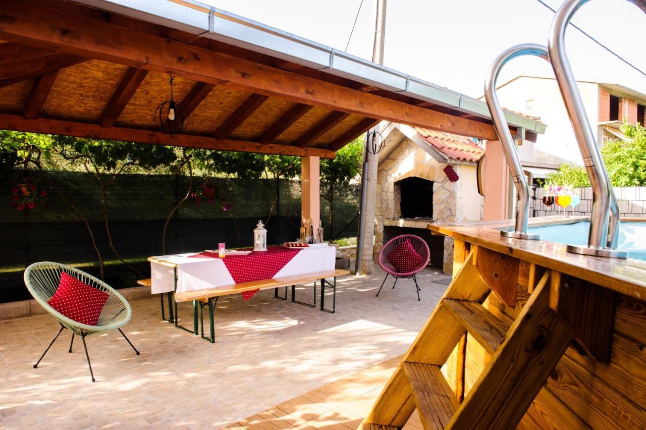 Apartman Sunny Vacay Kastela Luaran gambar