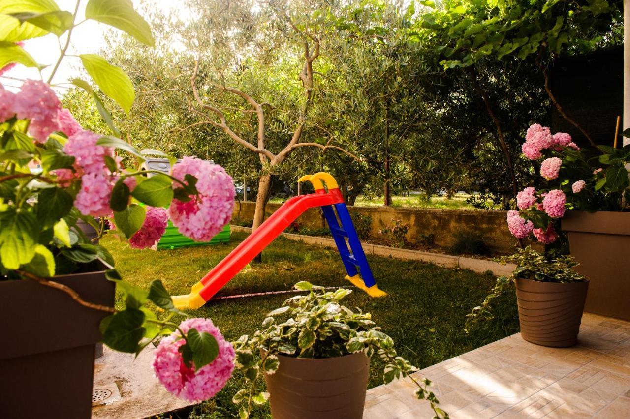 Apartman Sunny Vacay Kastela Luaran gambar