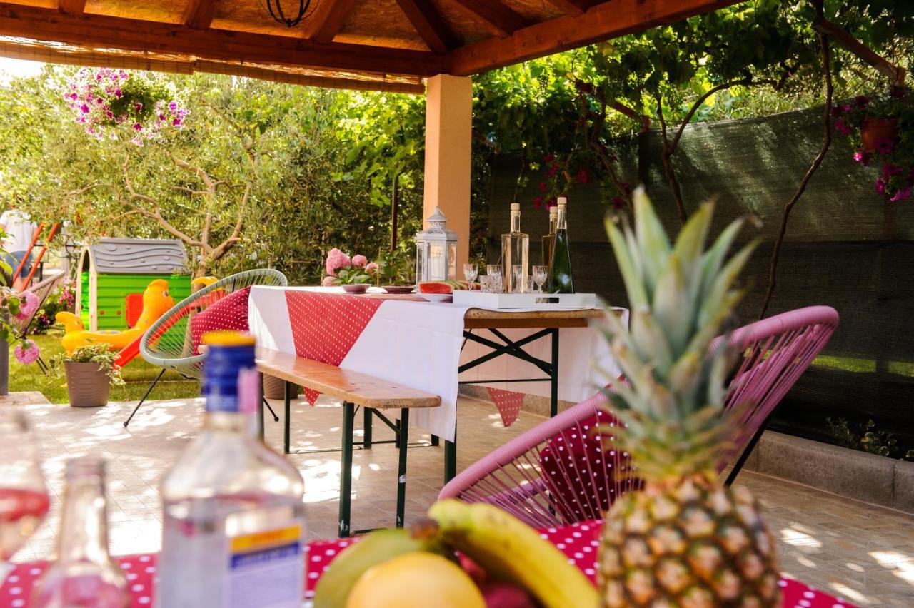 Apartman Sunny Vacay Kastela Luaran gambar