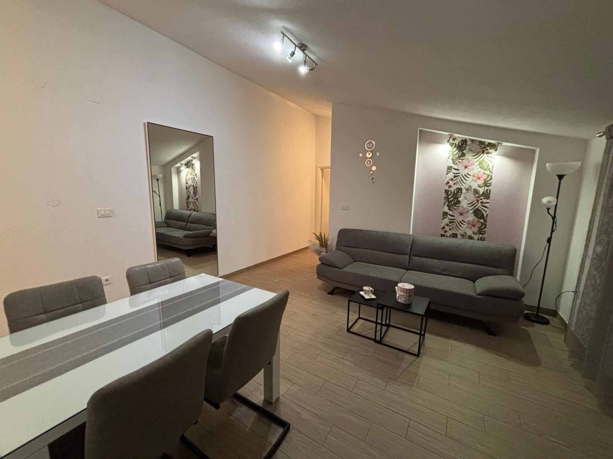 Apartman Sunny Vacay Kastela Luaran gambar