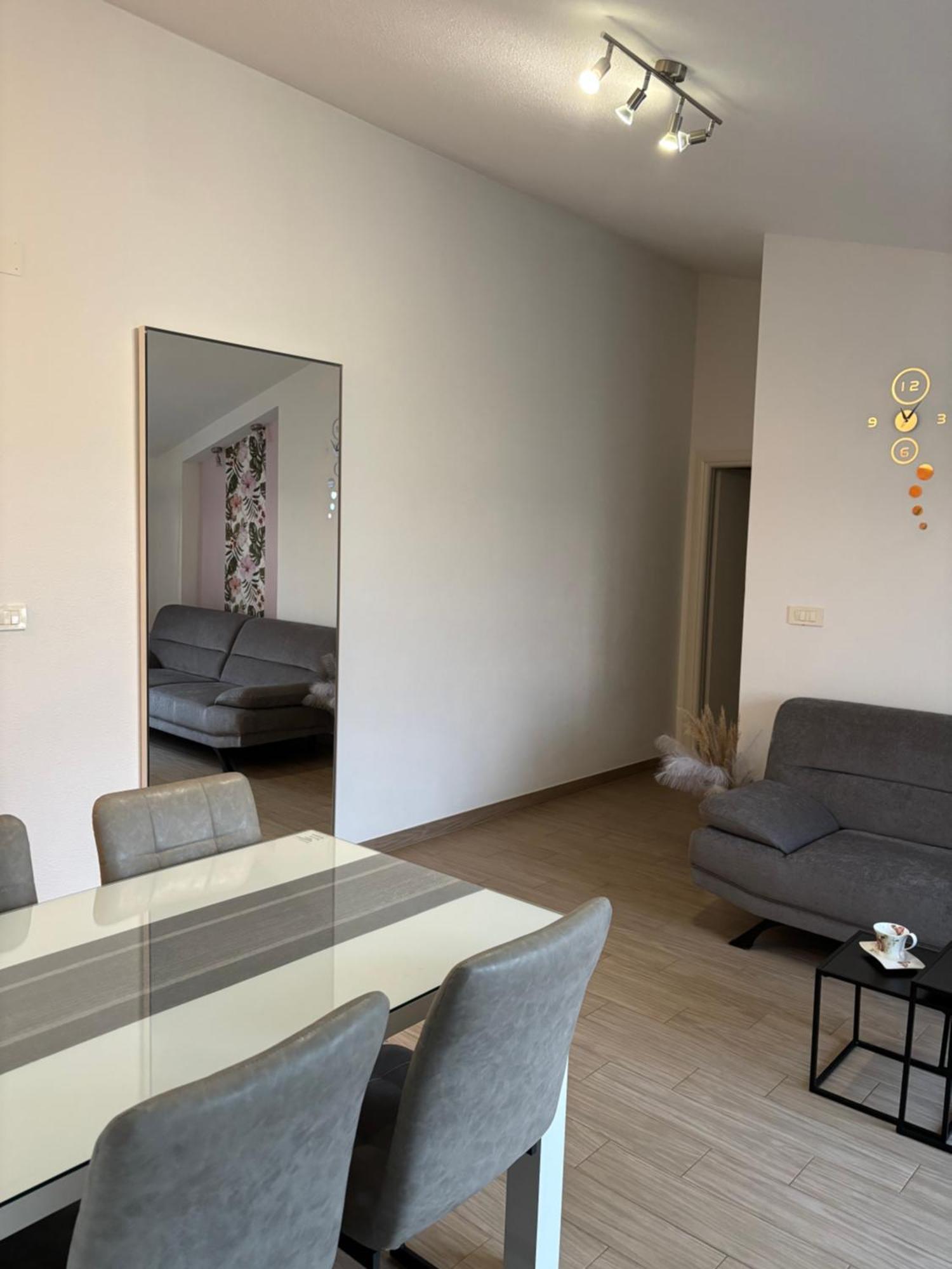 Apartman Sunny Vacay Kastela Luaran gambar